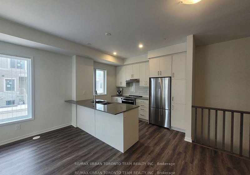 151-honeycrisp-crescent-vaughan-ontario-n12409160