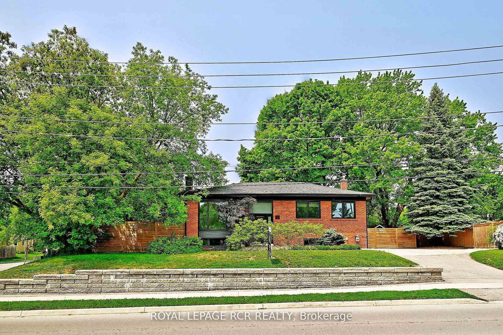 93-queen-street-newmarket-ontario-n12409614