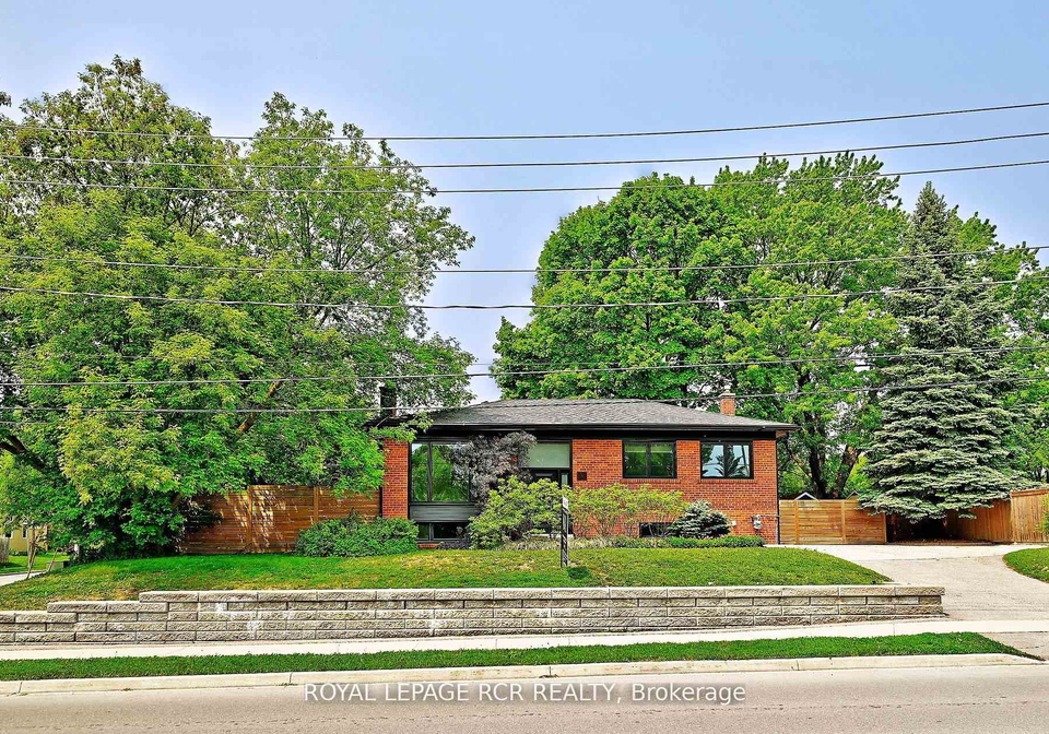 93-queen-street-newmarket-ontario-n12409614