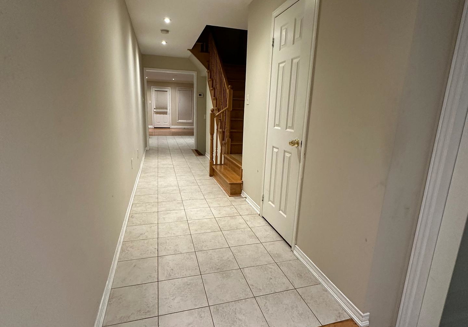 246-zokol-drive-aurora-ontario-n12409859