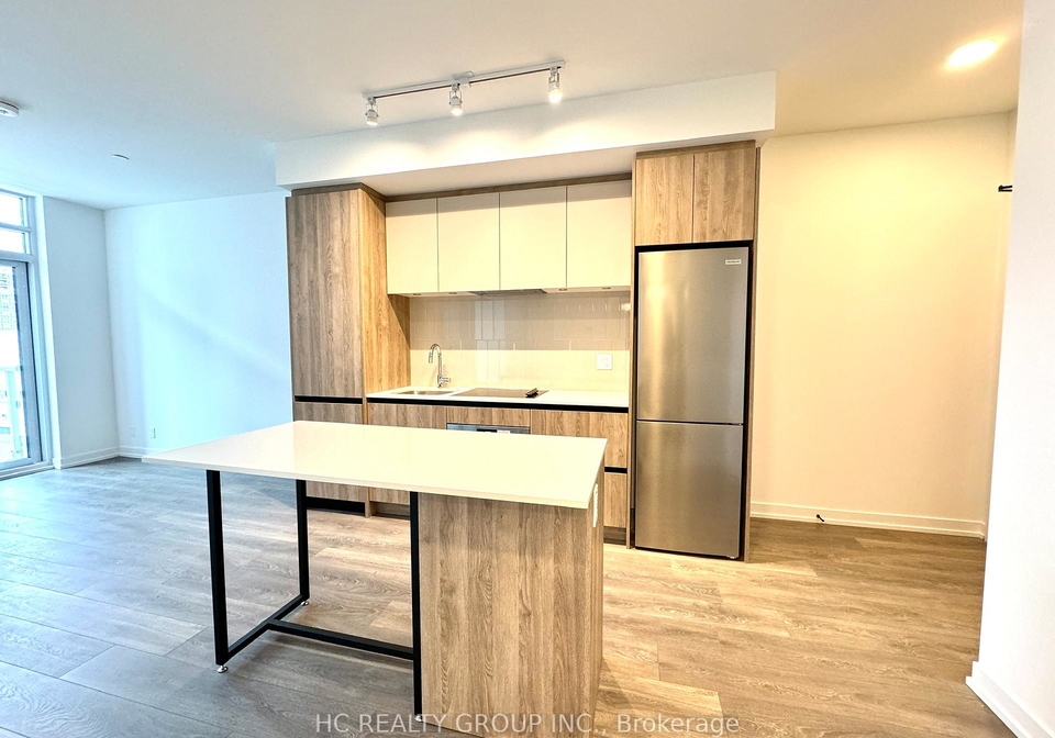 8-beverley-glen-boulevard-vaughan-ontario-n12410007