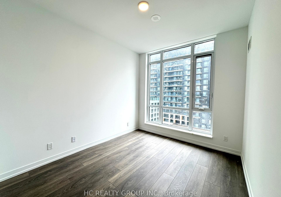 8-beverley-glen-boulevard-vaughan-ontario-n12410007