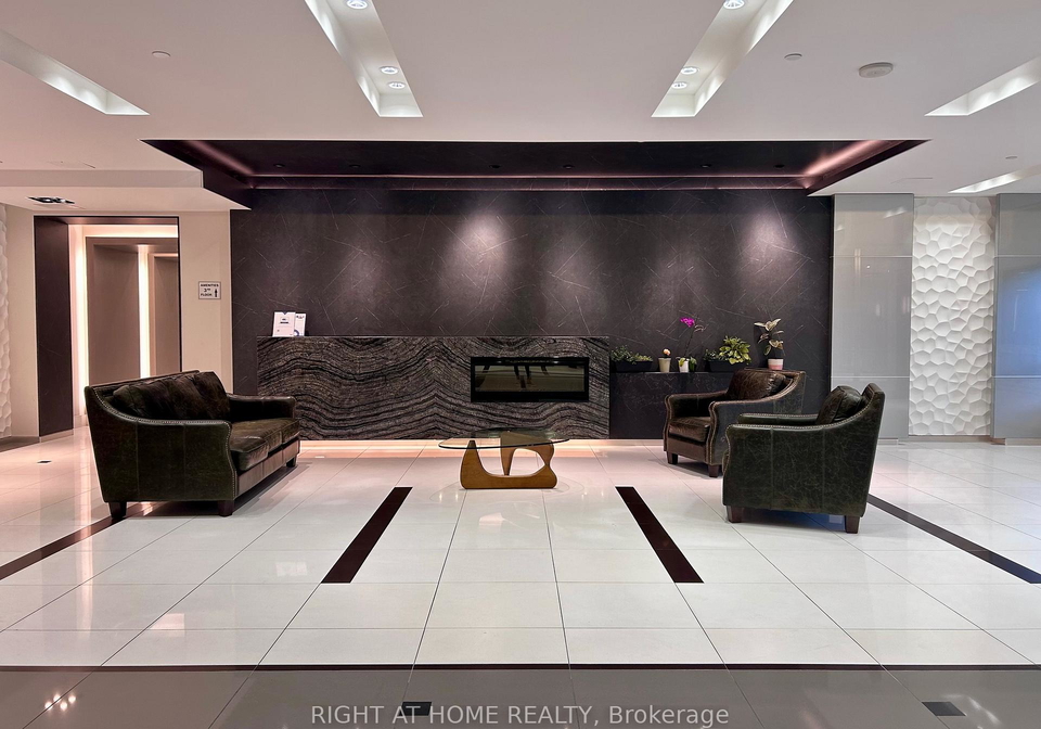 7165-yonge-street-markham-ontario-n12410009