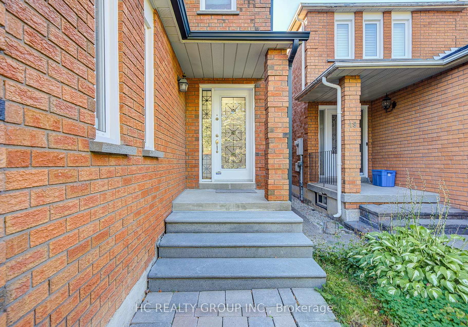 51-mountfield-crescent-vaughan-ontario-n12410061