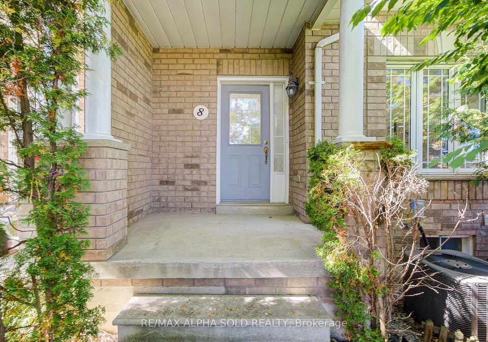 8-forestwood-street-richmond-hill-ontario-n12411098