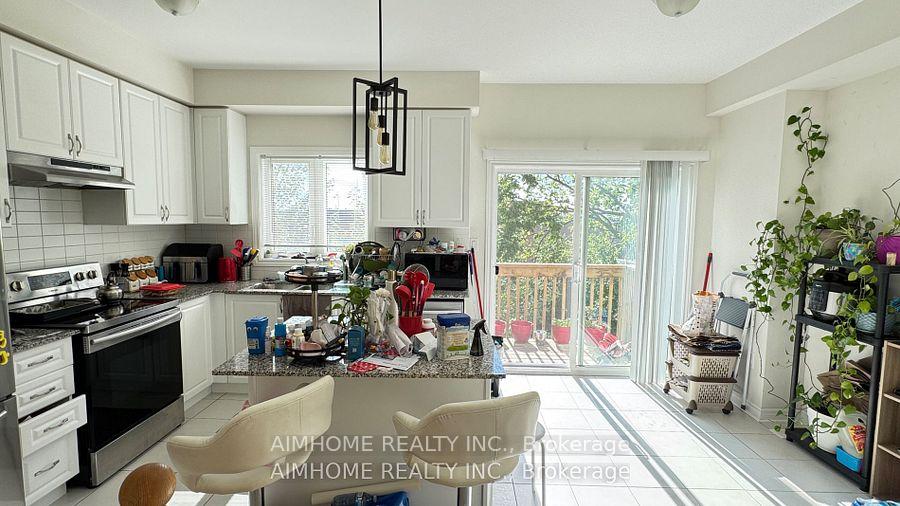 105-gordon-circle-newmarket-ontario-n12411100