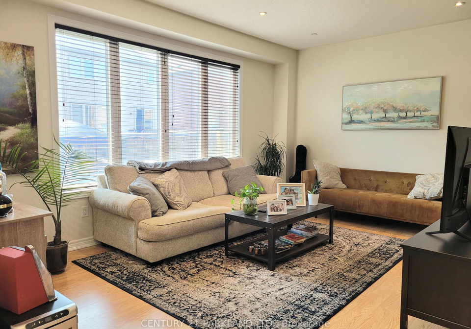23-overhold-crescent-richmond-hill-ontario-n12411321