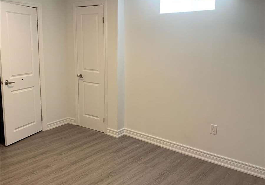 105-goldsmith-crescent-newmarket-ontario-n12411600