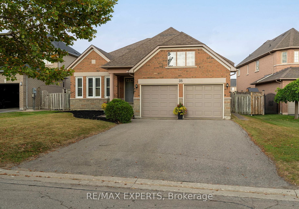 35-falkirk-crescent-vaughan-ontario-n12411628
