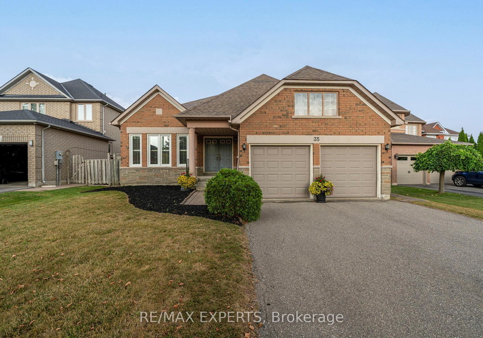 35-falkirk-crescent-vaughan-ontario-n12411628