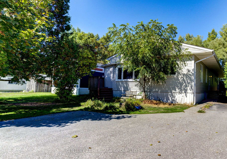 42-shamrock-crescent-essa-ontario-n12411867