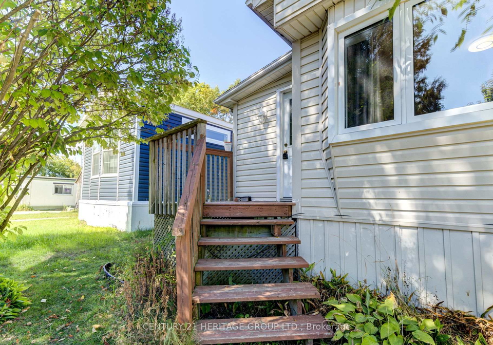 42-shamrock-crescent-essa-ontario-n12411867