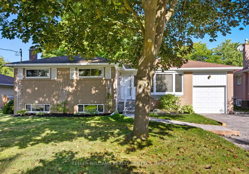 111-lewis-drive-newmarket-ontario-n12412235