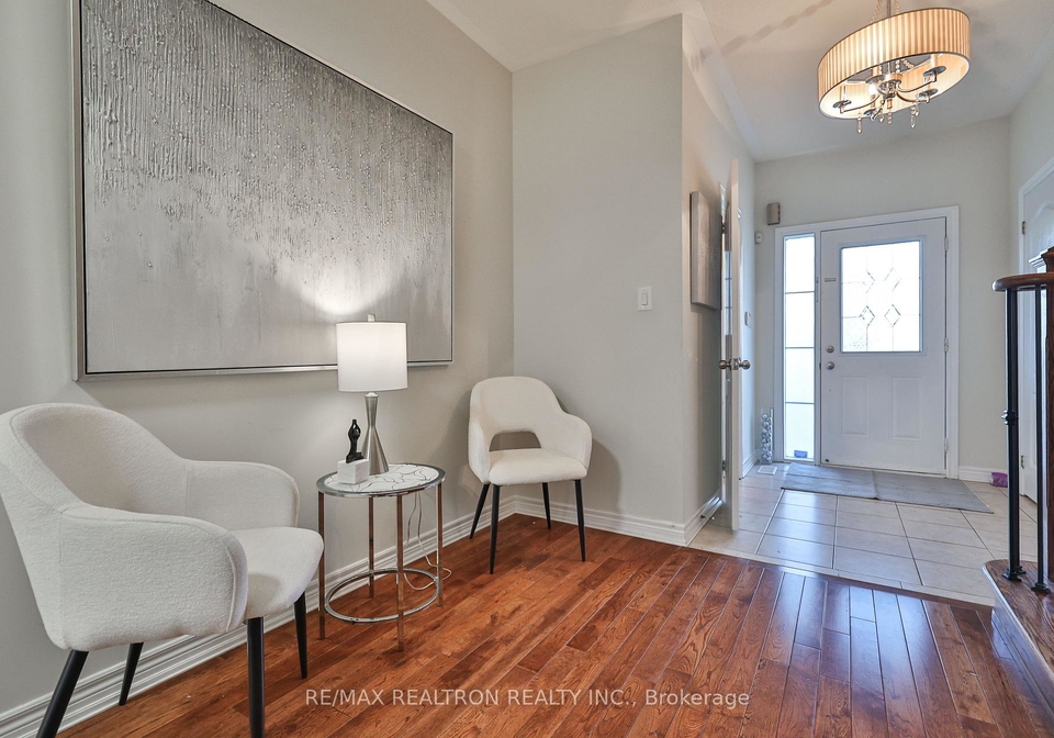 44-naylor-drive-bradford-west-gwillimbury-ontario-n12412802