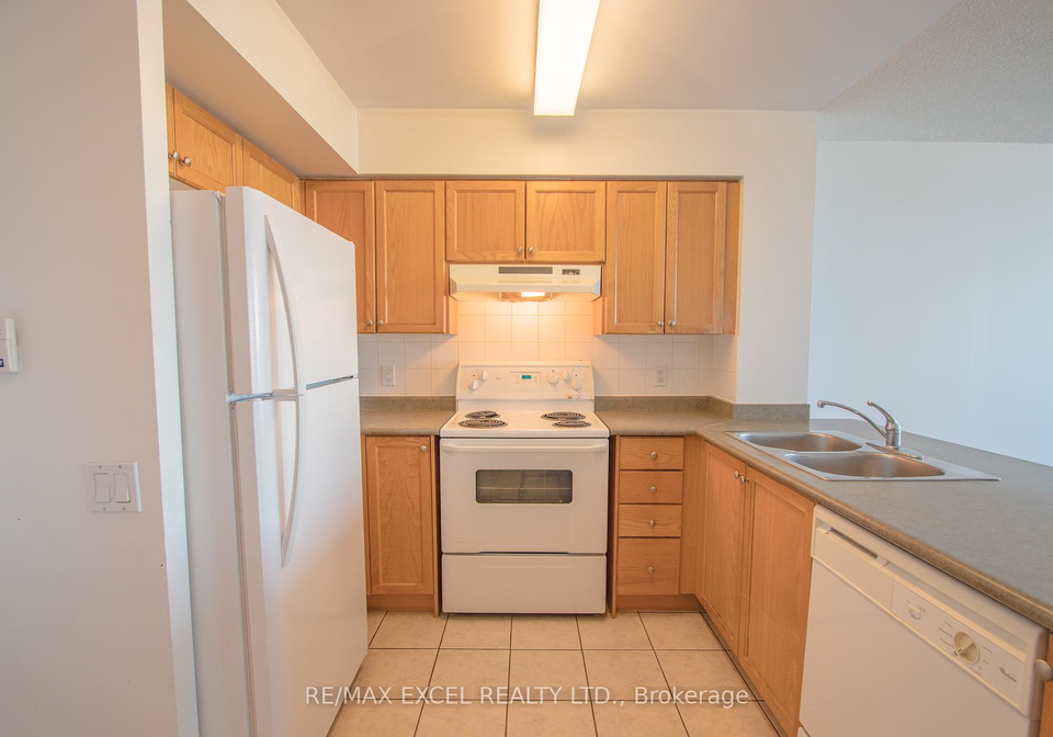 9017-leslie-street-richmond-hill-ontario-n12412956