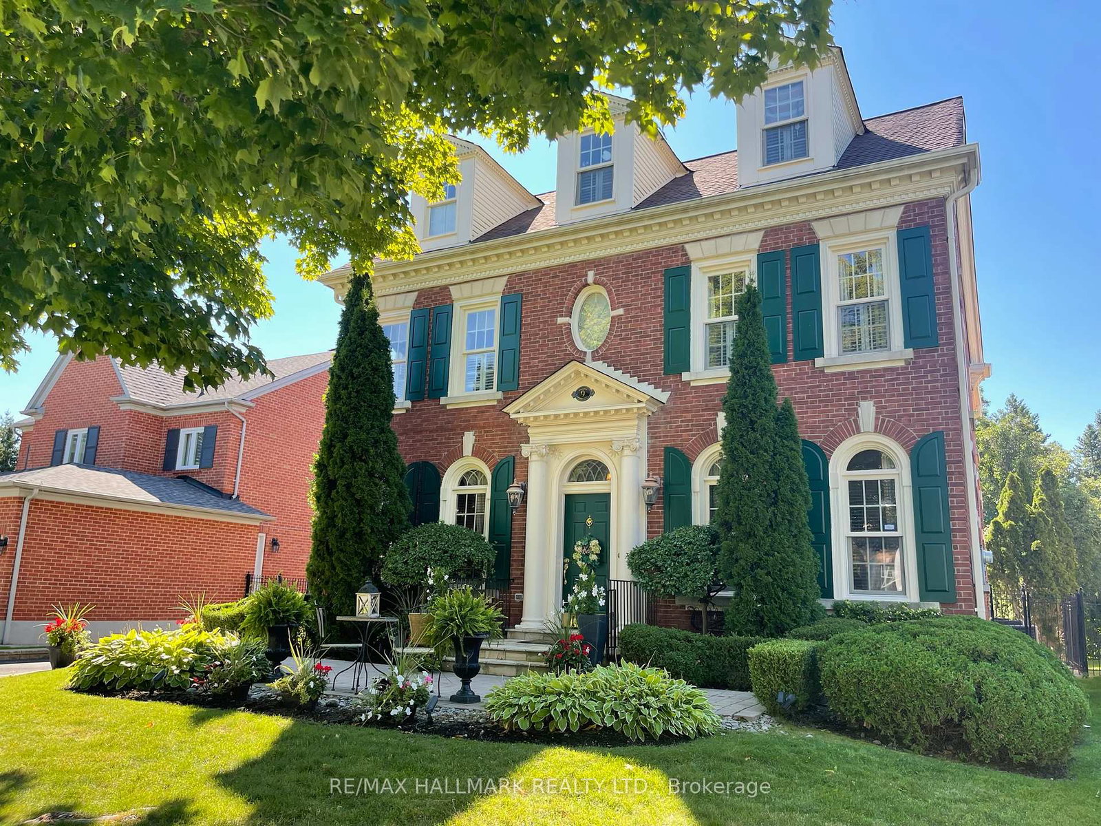 9-willett-crescent-richmond-hill-ontario-n12413837