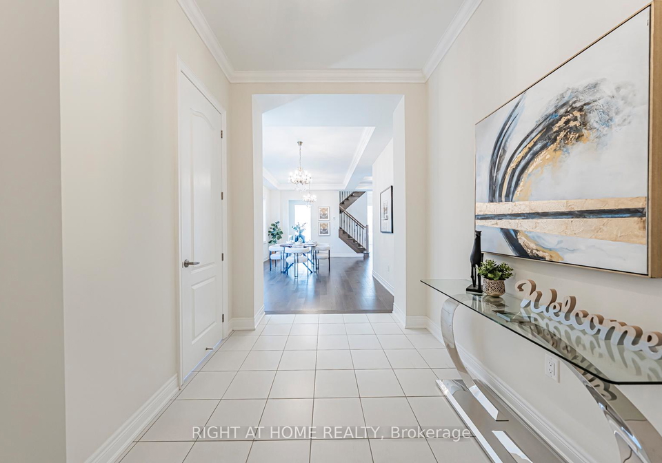 551-somerville-drive-newmarket-ontario-n12414352
