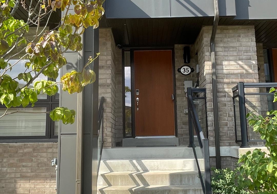 35-thorncrest-drive-vaughan-ontario-n12414982