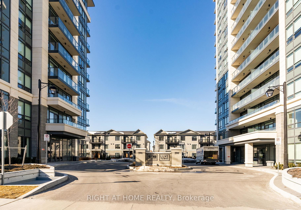 398-highway-7-e-richmond-hill-ontario-n12415670