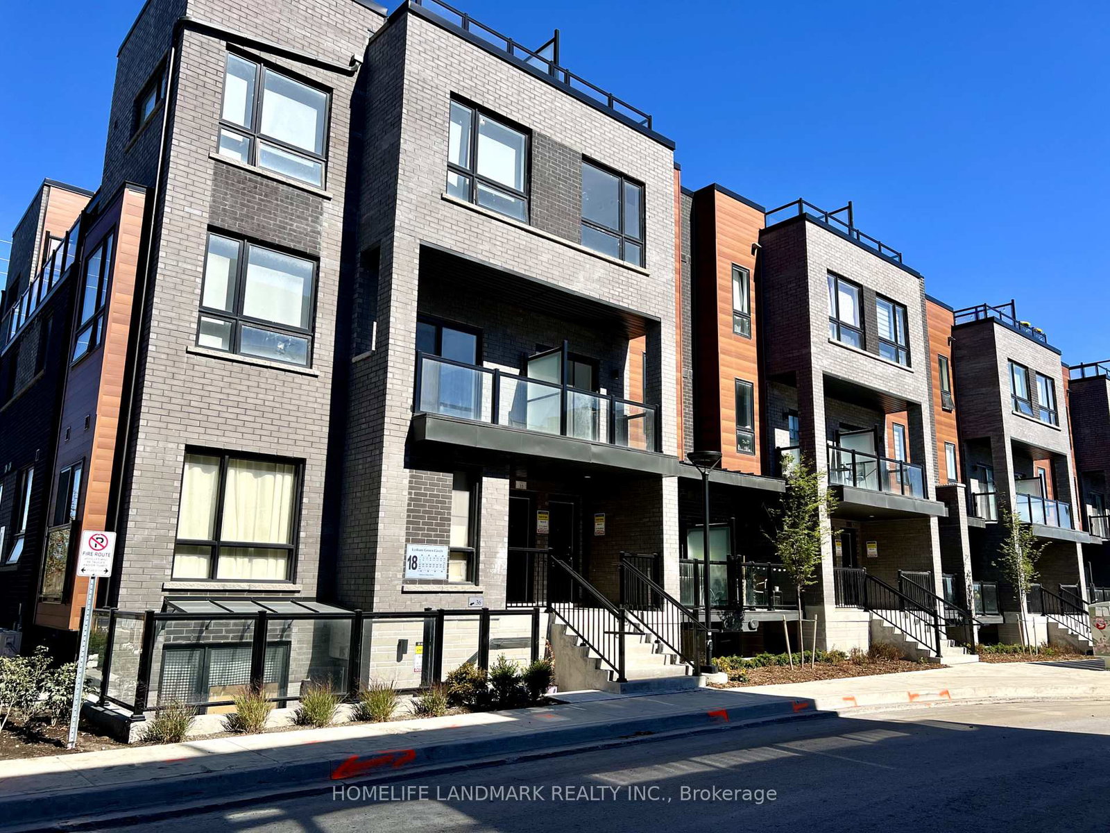 18-lytham-green-circle-newmarket-ontario-n12417509