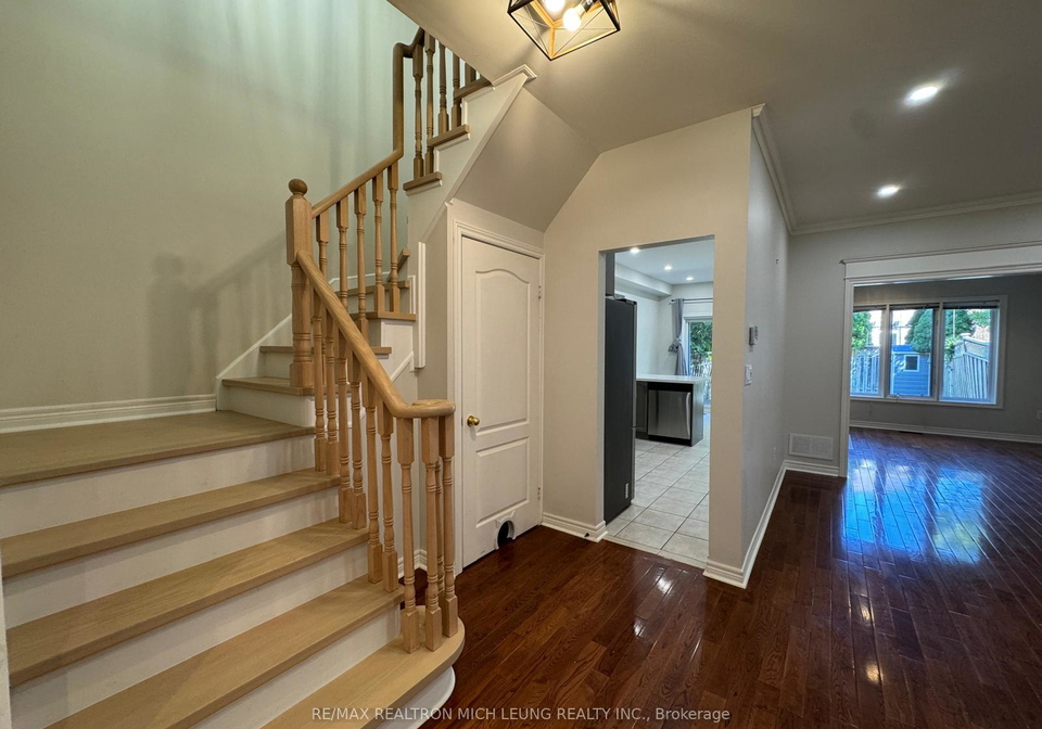 138-denise-circle-newmarket-ontario-n12417960