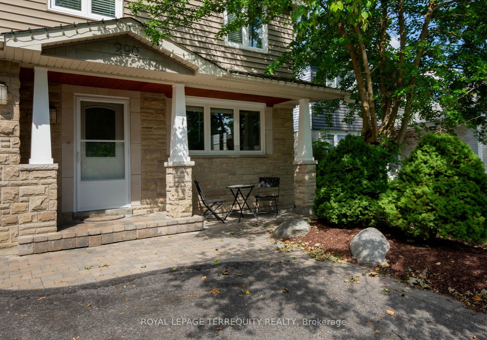 290-manchester-drive-newmarket-ontario-n12418544