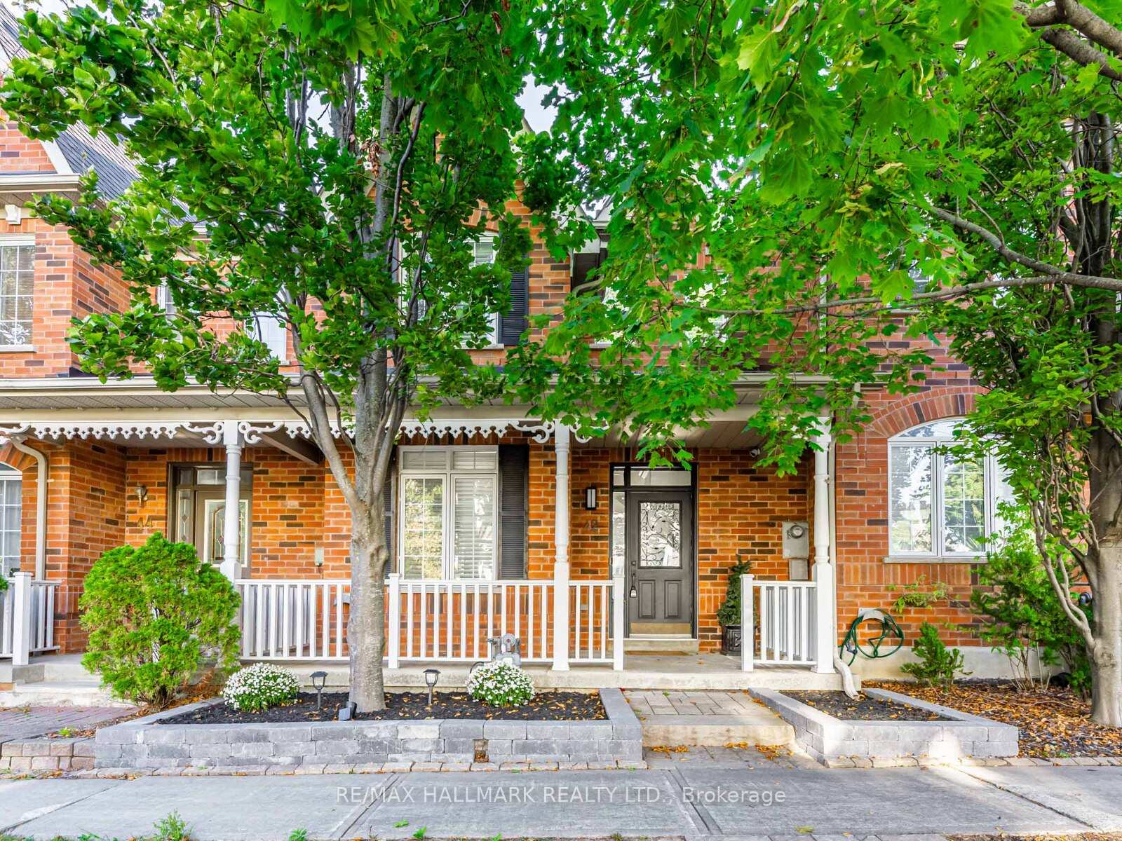 42-dancers-drive-markham-ontario-n12419000