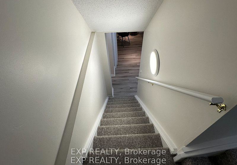 4-forrestwood-crescent-east-gwillimbury-ontario-n12419112