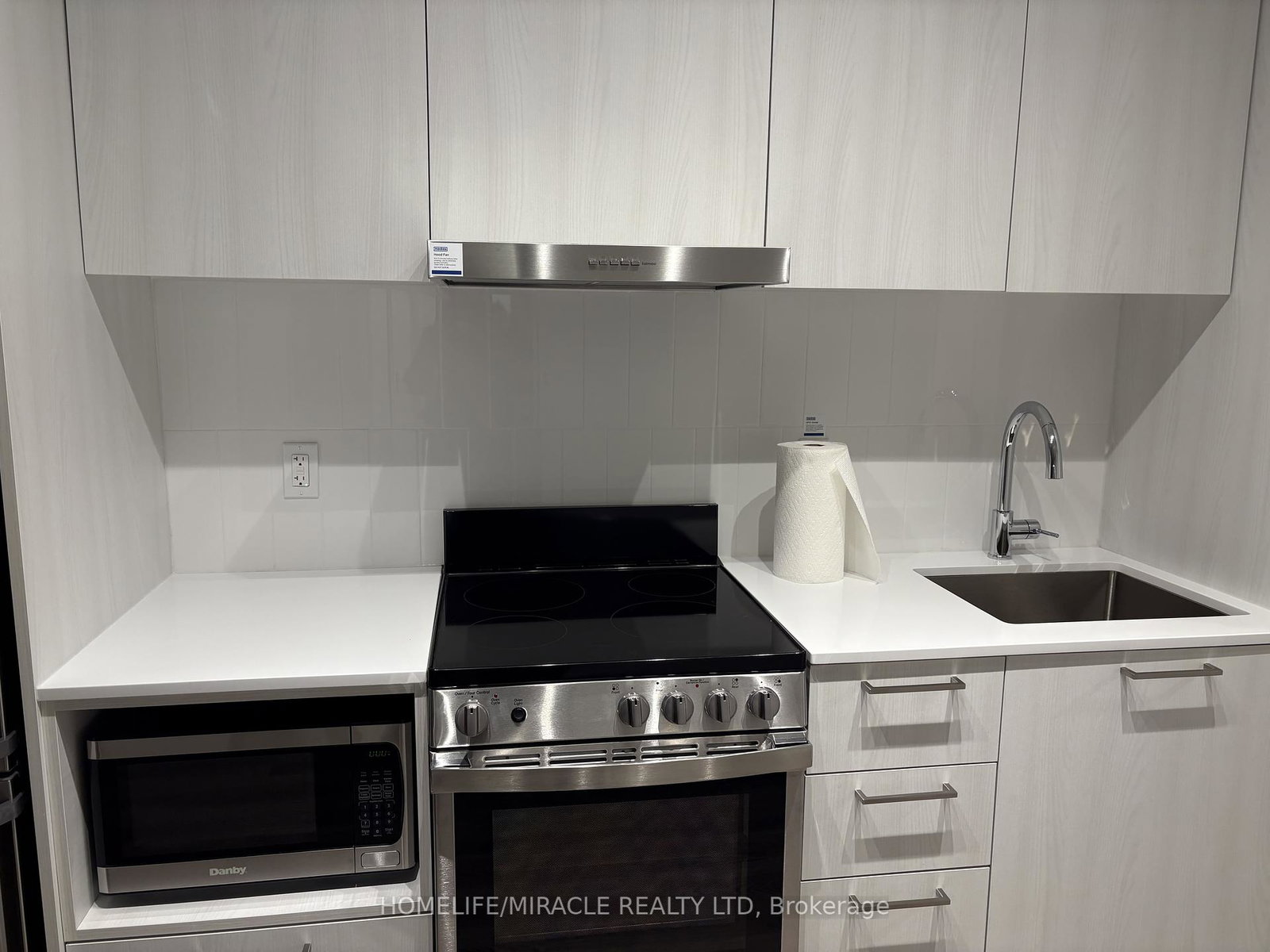 195-commerce-street-vaughan-ontario-n12419202