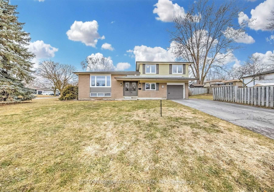 3-hill-drive-aurora-ontario-n12419805