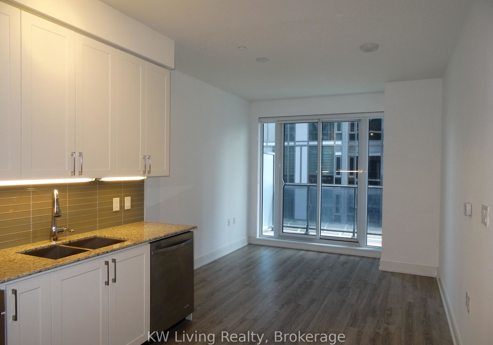 9608-yonge-street-richmond-hill-ontario-n12421293