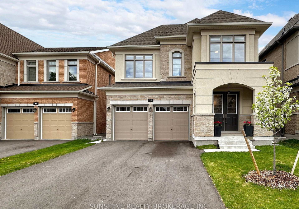 37-sikura-circle-aurora-ontario-n12421496