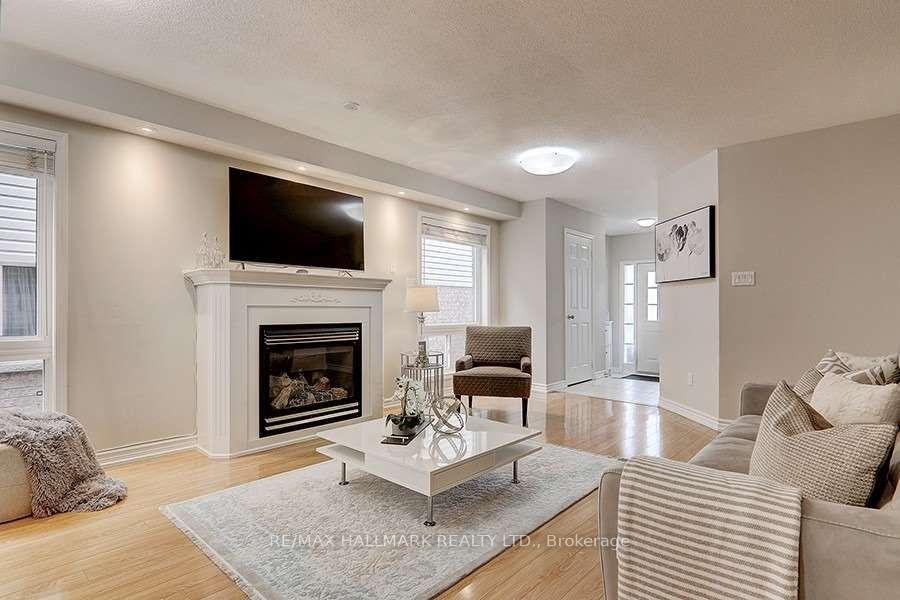 328-silken-laumann-drive-newmarket-ontario-n12421875