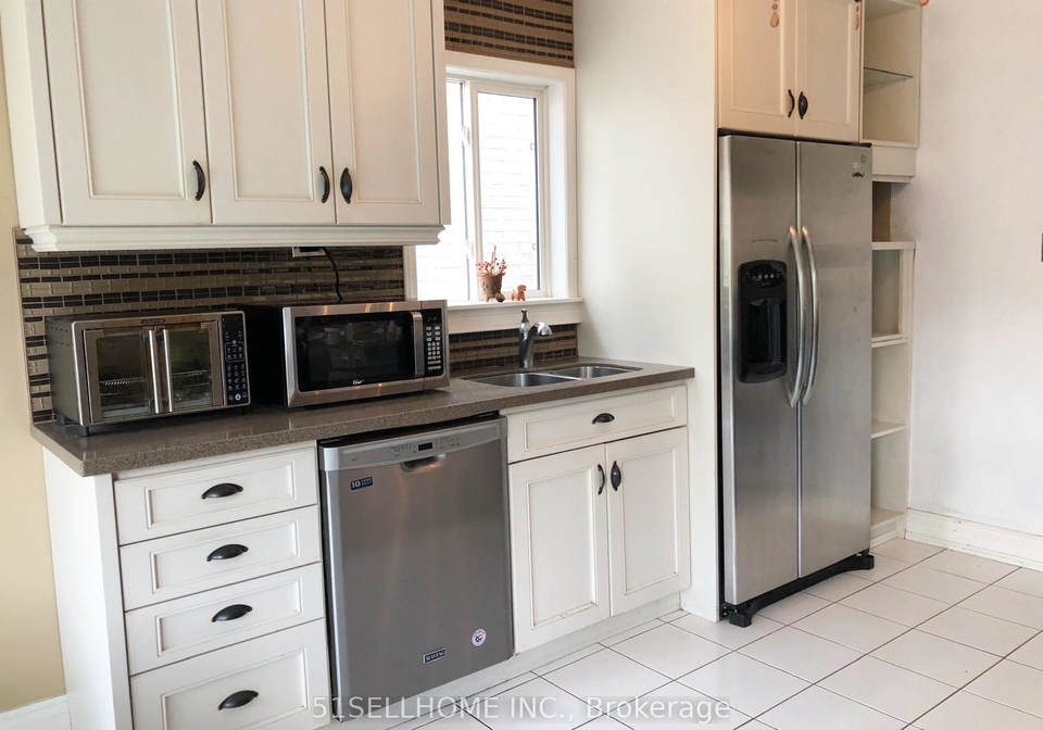 345-rushbrook-drive-newmarket-ontario-n12422125