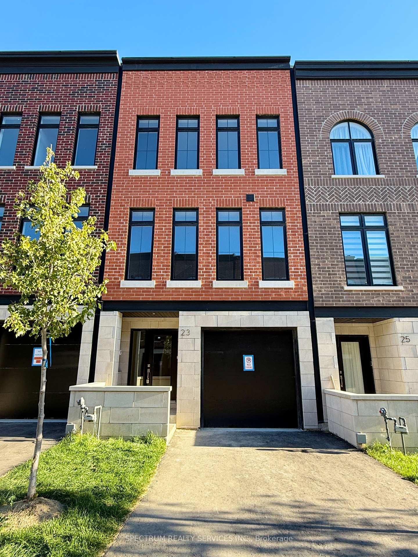 23-chestnut-court-aurora-ontario-n12422272