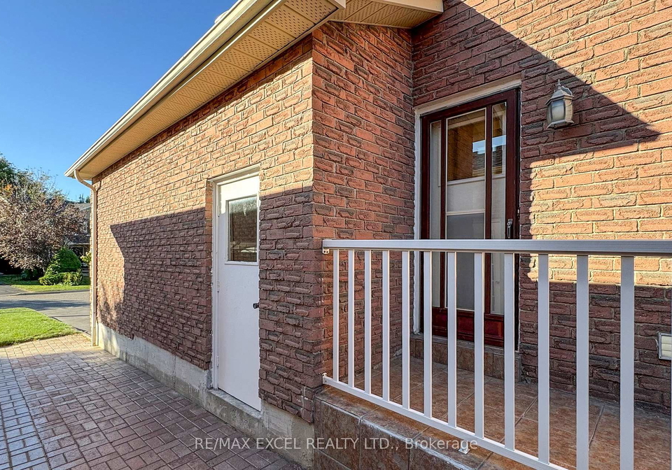 24-lehman-crescent-markham-ontario-n12422327