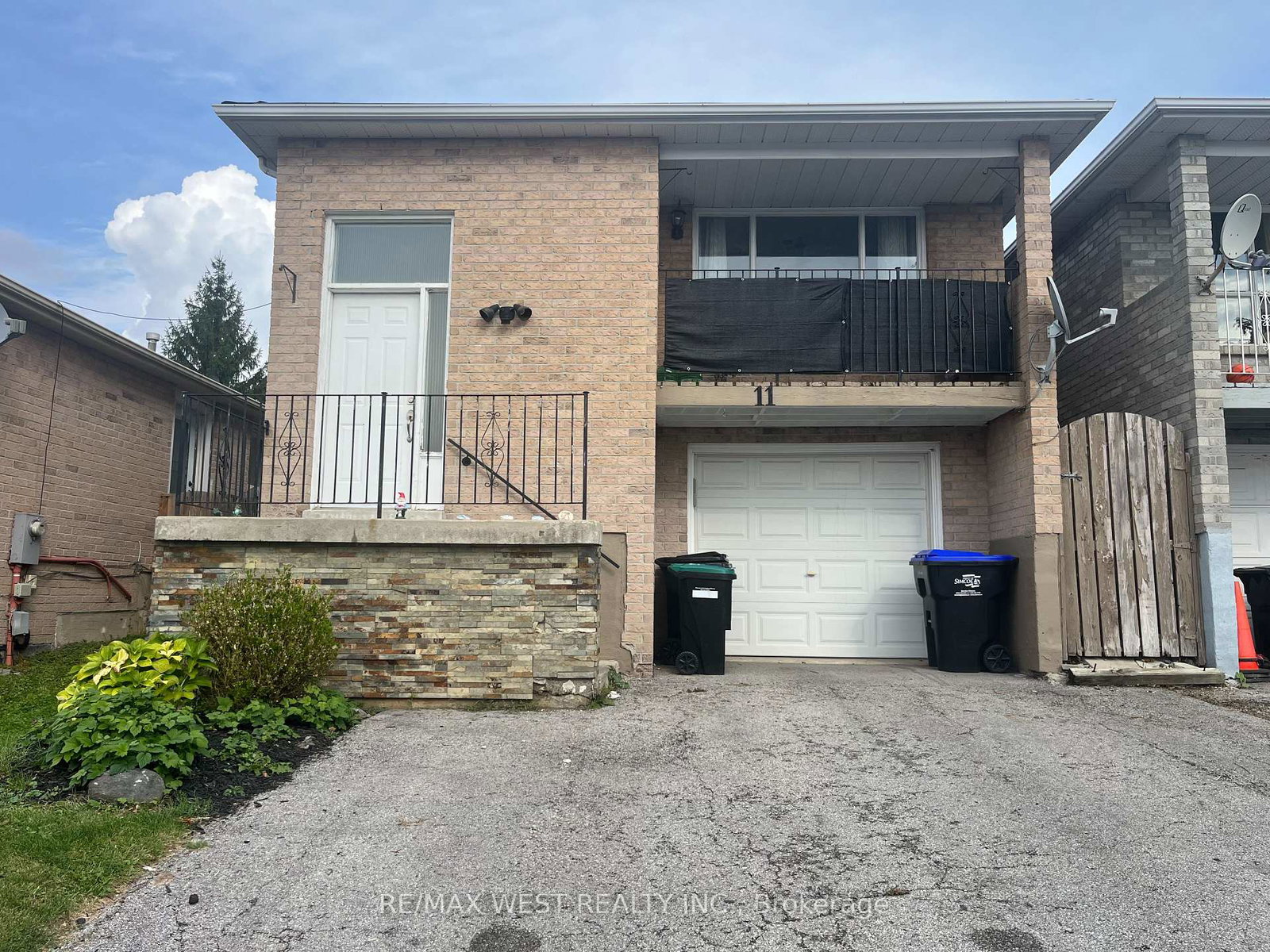 11-turner-court-bradford-west-gwillimbury-ontario-n12422350