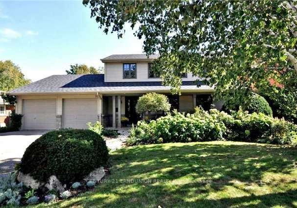 71-stoddart-drive-aurora-ontario-n12422905