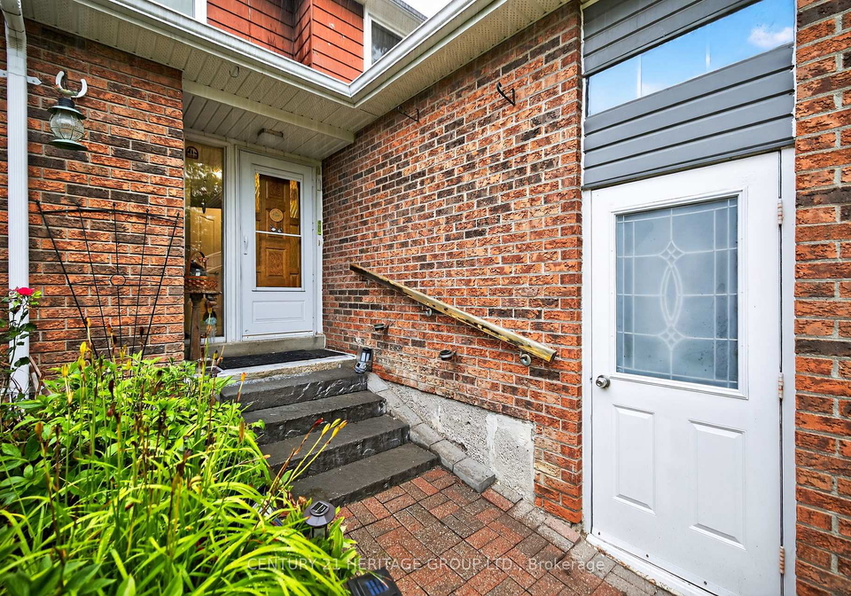 374-maplegrove-avenue-bradford-west-gwillimbury-ontario-n12423380