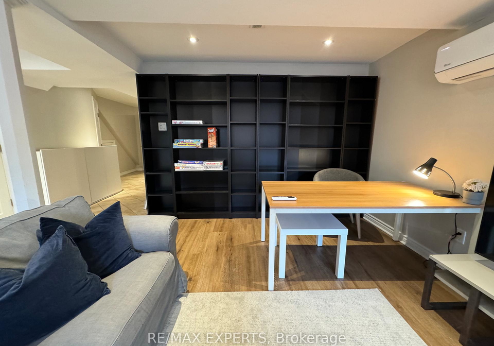 818-stonehaven-avenue-newmarket-ontario-n12424753