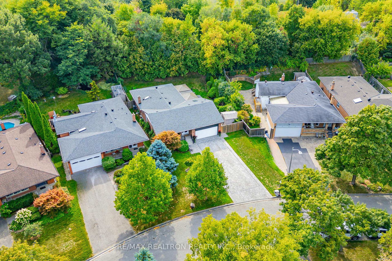 6-coral-harbour-crescent-markham-ontario-n12424776