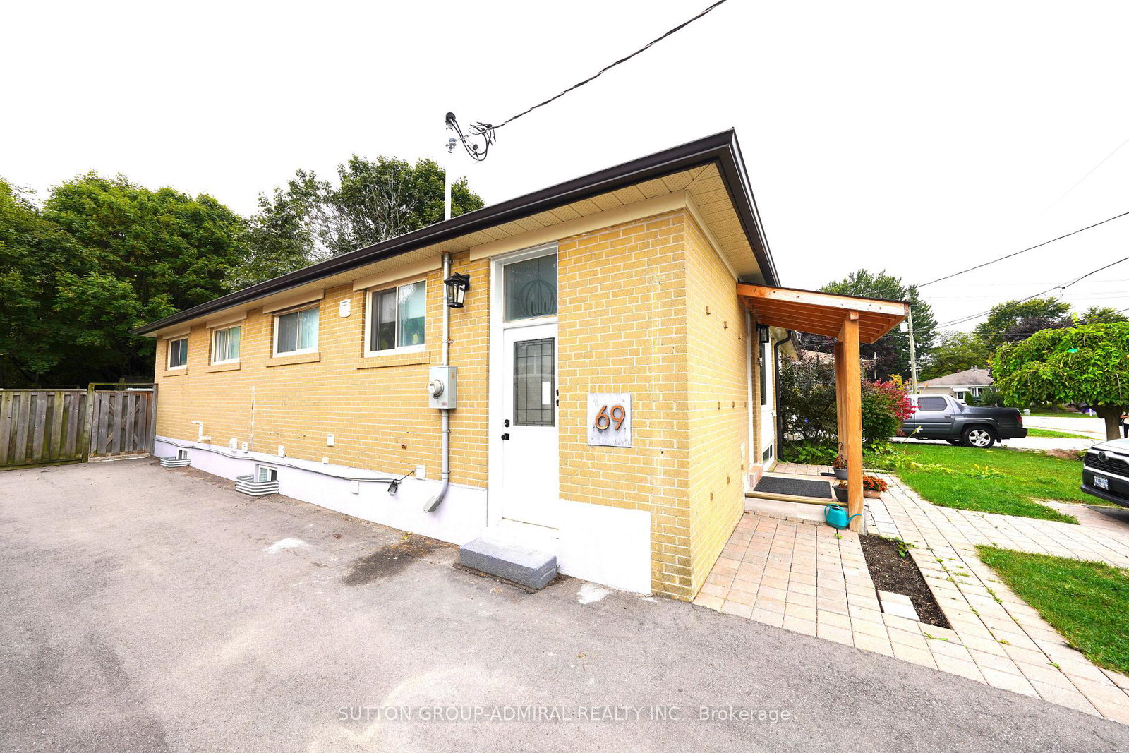 69-davis-road-aurora-ontario-n12425205