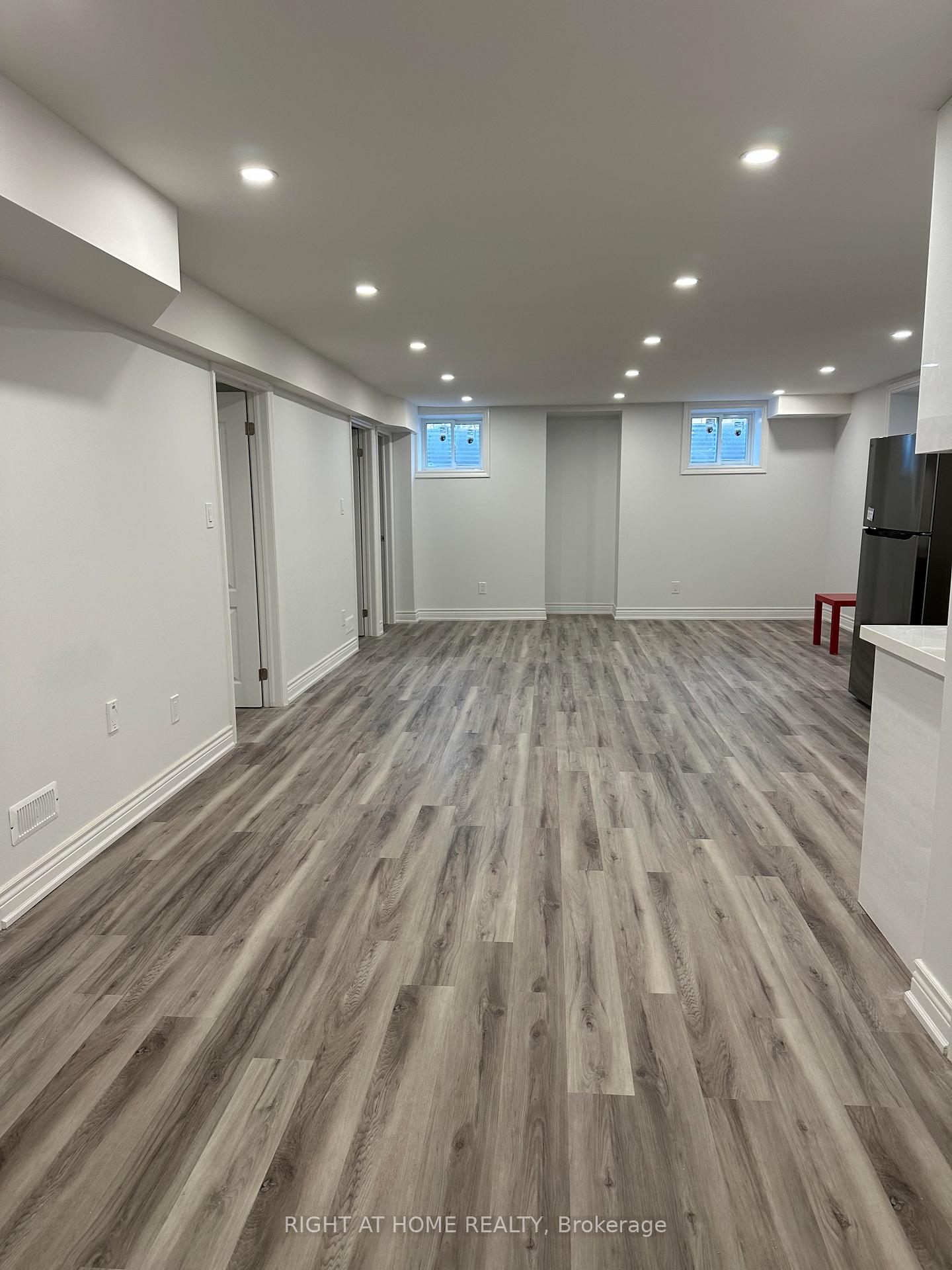 16-irwin-place-bradford-west-gwillimbury-ontario-n12425294