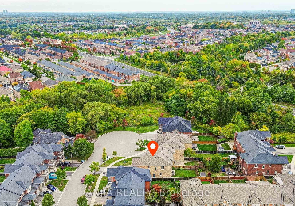 9-moores-court-markham-ontario-n12425985