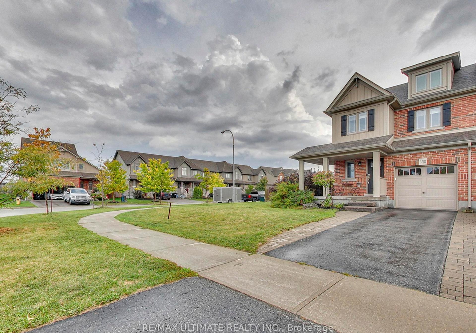 250-hutchinson-drive-new-tecumseth-ontario-n12426587