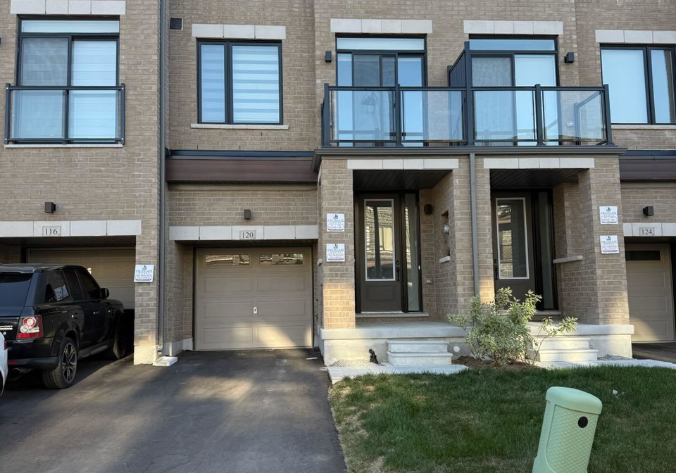 120-tennant-circle-vaughan-ontario-n12426817