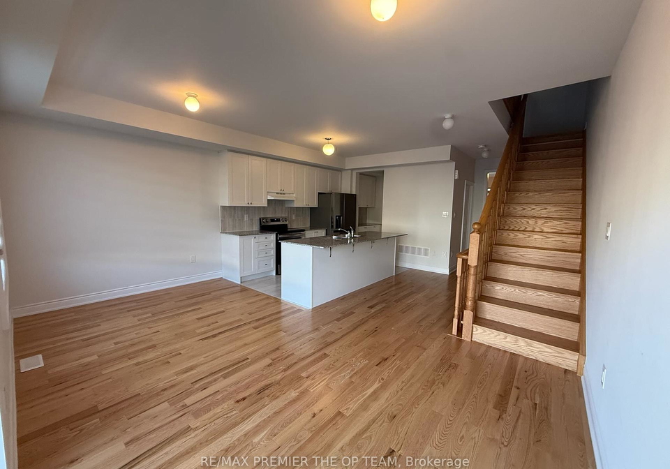 120-tennant-circle-vaughan-ontario-n12426817