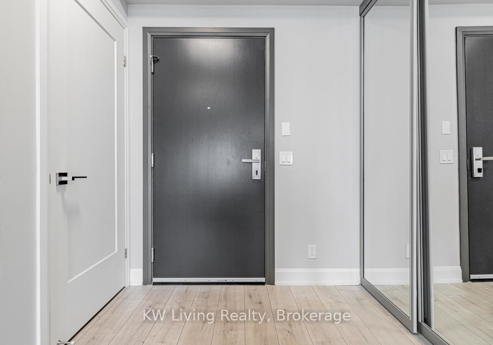 38-water-walk-drive-markham-ontario-n12427307