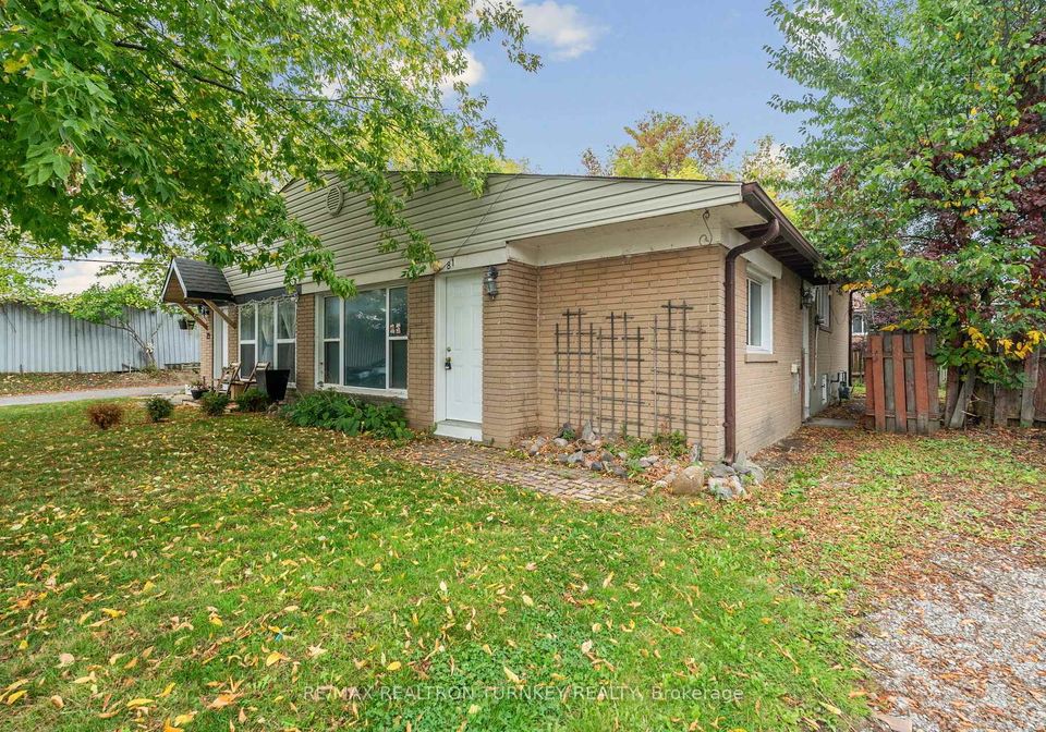81-rye-crescent-newmarket-ontario-n12427355