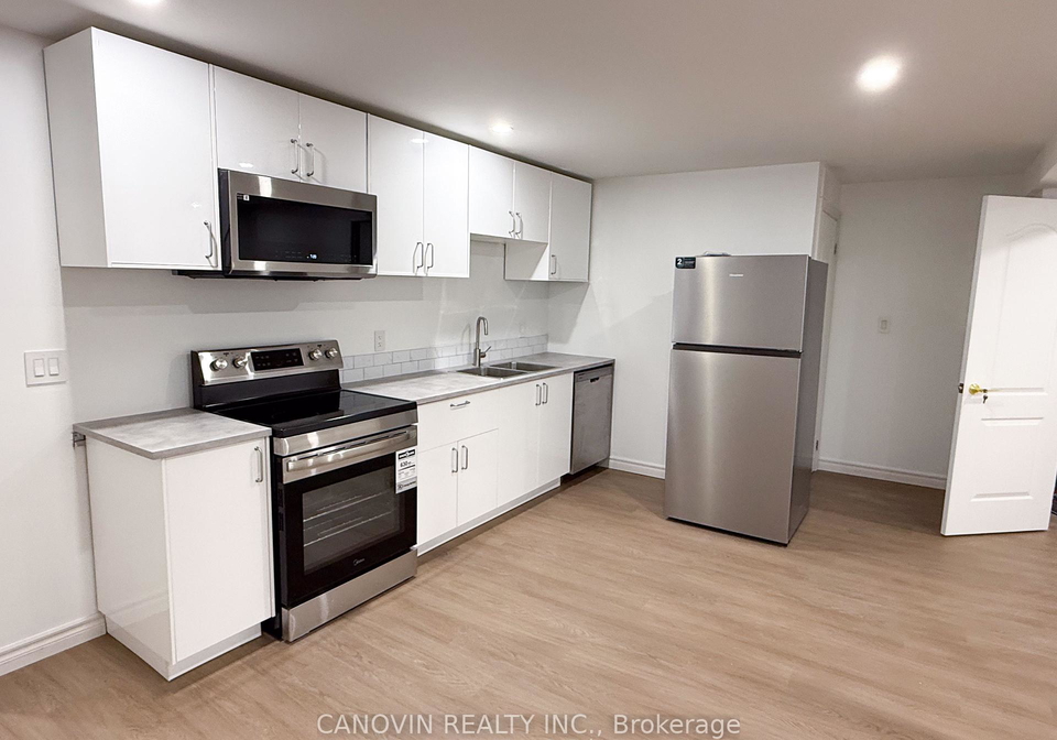452-alex-doner-drive-newmarket-ontario-n12427370